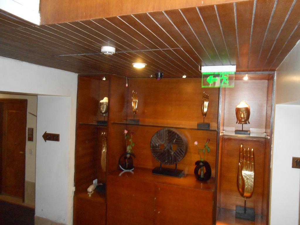 Hotel Walson Spa'O'Tel Kolkata Bagian luar foto