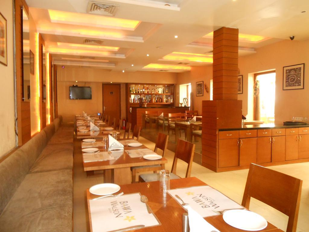Hotel Walson Spa'O'Tel Kolkata Bagian luar foto