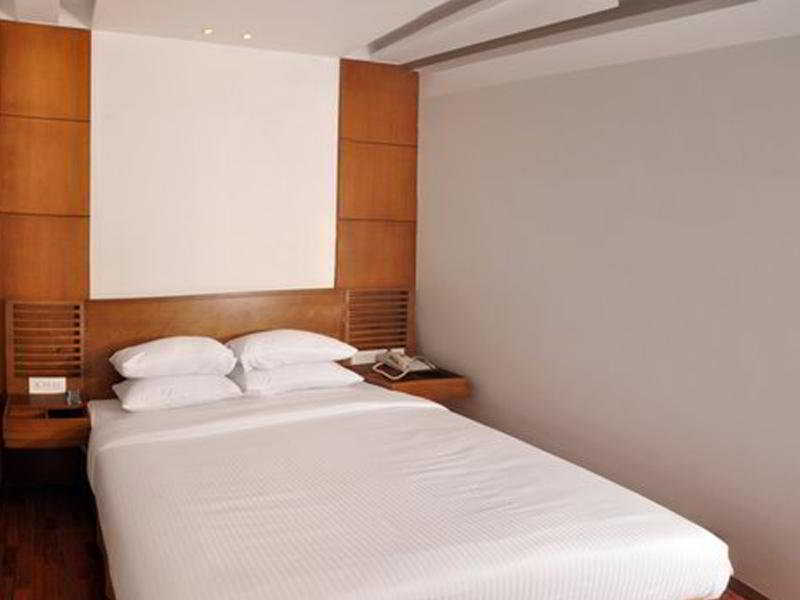 Hotel Walson Spa'O'Tel Kolkata Bagian luar foto